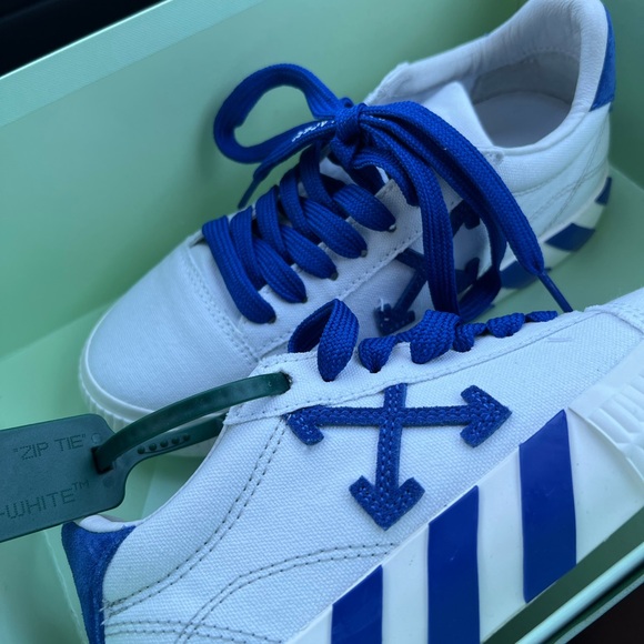 OFF WHITE SNEAKER - Picture 2 of 3